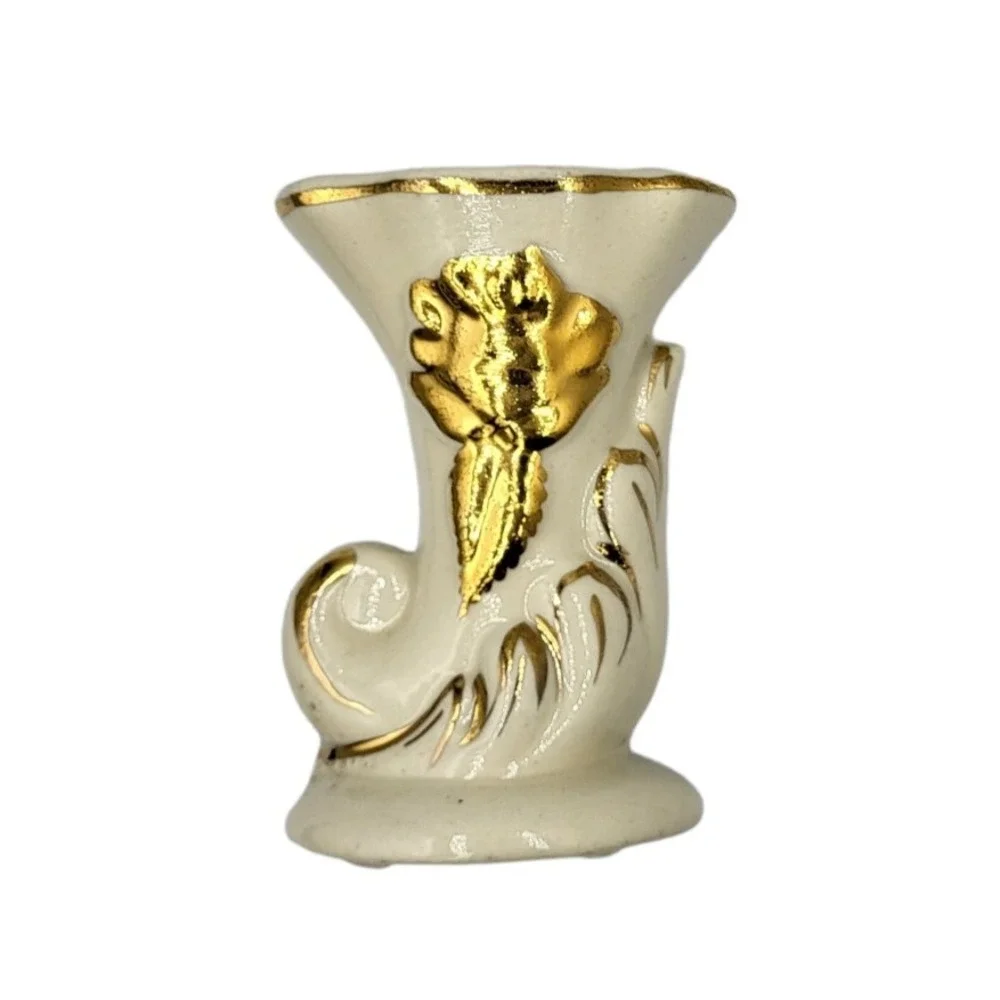 Vintage MCM Ceramic Pottery Cornucopia Vase White w/ Gold Leaf Rose Accents‎